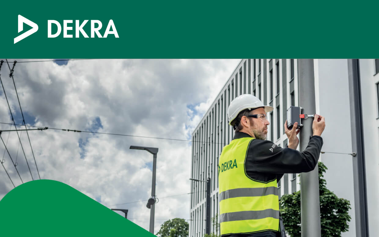 Abstrakte Darstellung der Webseite der Dekra für Mastprüfungen.